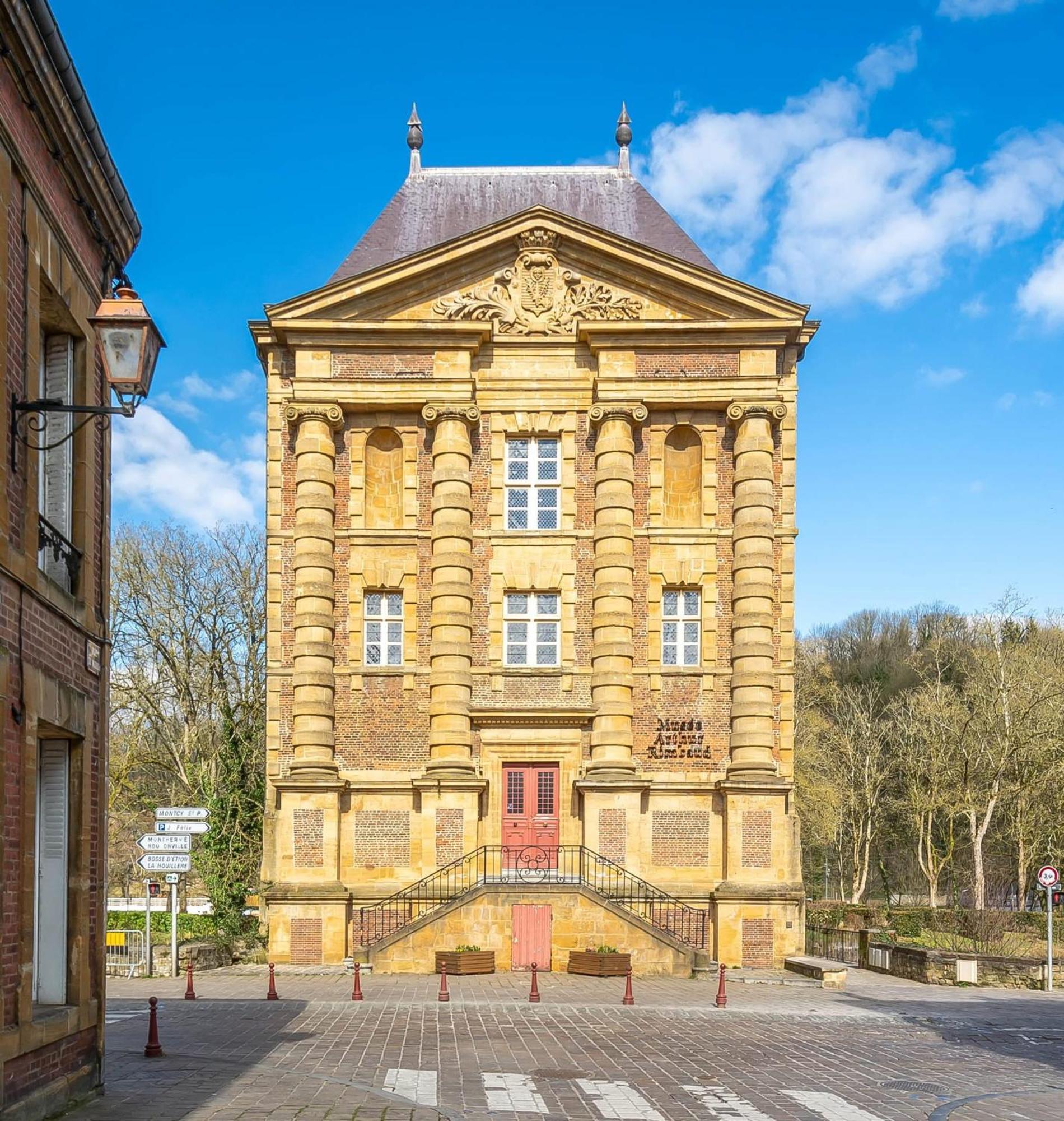 Le Petit Ardennais Charleville-Mézières Buitenkant foto