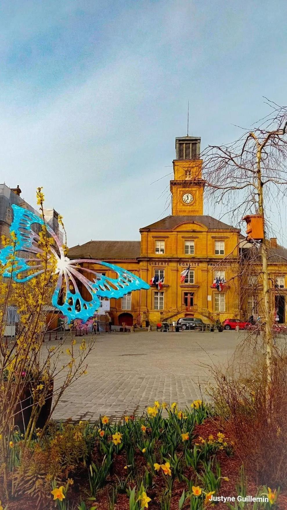 Le Petit Ardennais Charleville-Mézières Buitenkant foto