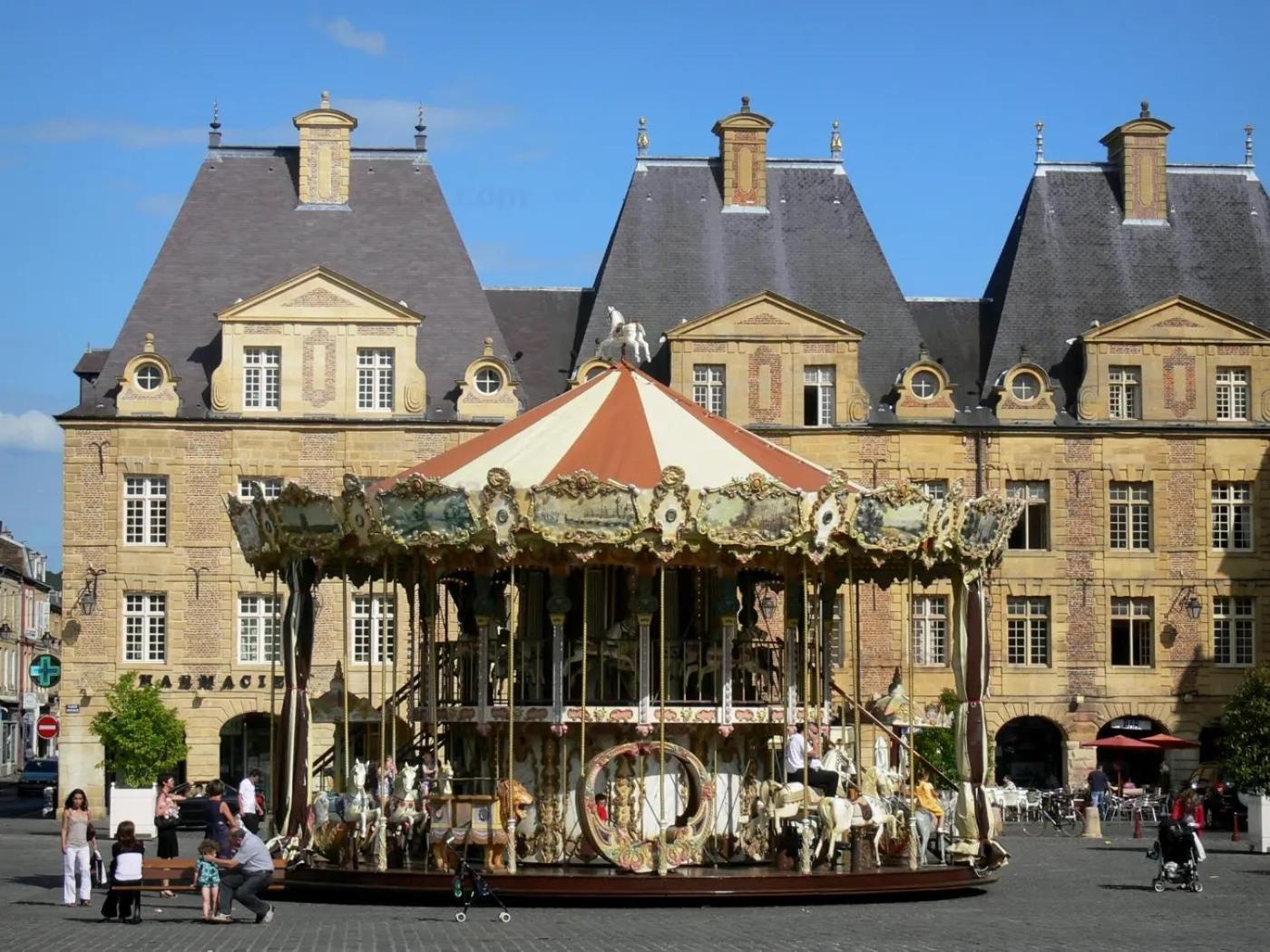 Le Petit Ardennais Charleville-Mézières Buitenkant foto