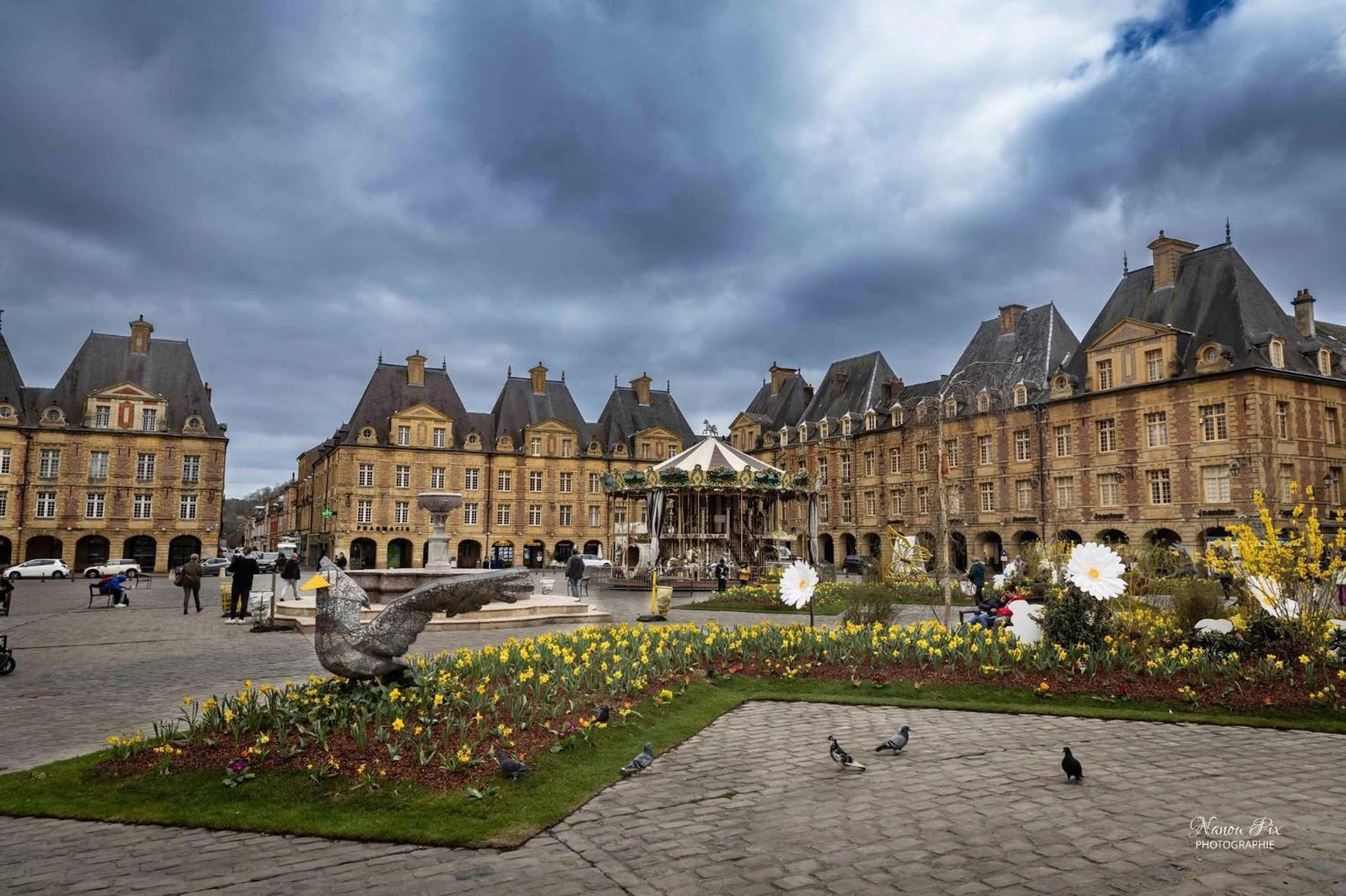 Le Petit Ardennais Charleville-Mézières Buitenkant foto